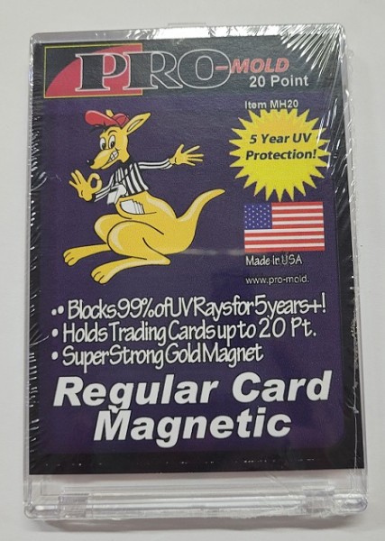 BCW PRO-MOLD Magnetic Card Holder (20 pt)