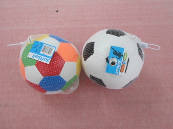 Softball - Soft-Fußball 18 cm sortiert (6 ct.)